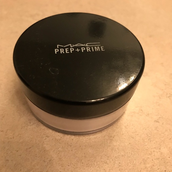 MAC Cosmetics Other - MAC. Prep and Prime Translucent Powder